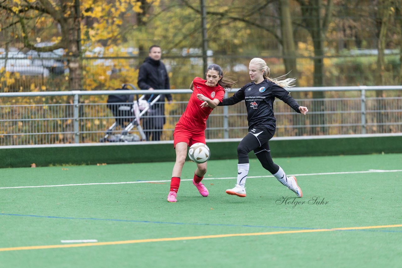 Bild 307 - wCJ VfL Pinneberg - Eimsbuettler TV : Ergebnis: 0:3